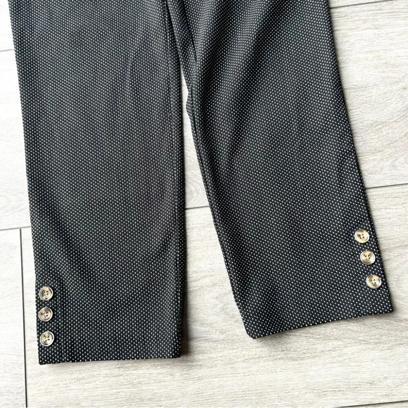 89th & Madison Polka Dots Textured Cropped Pants - Picture 7 of 9
